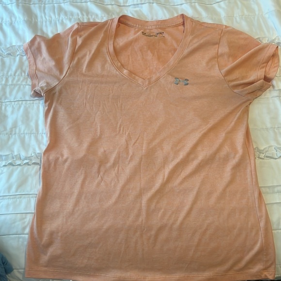 5 Under Armour V-Neck Workout Shirts, Large - Picture 5 of 11